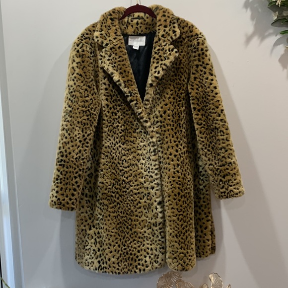 Worthington Jackets & Blazers - WORTHINGTON FUR CHEETAH COAT